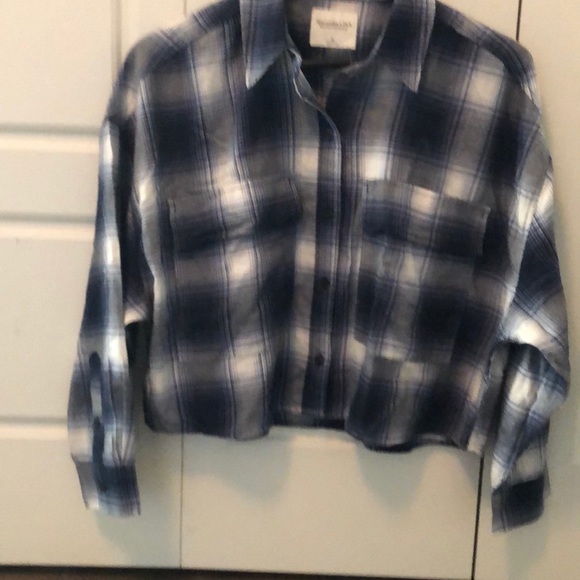 Abercrombie & Fitch Tops - 2 for 20-Abercrombie and Fitch Flannel Crop Blouse Size S